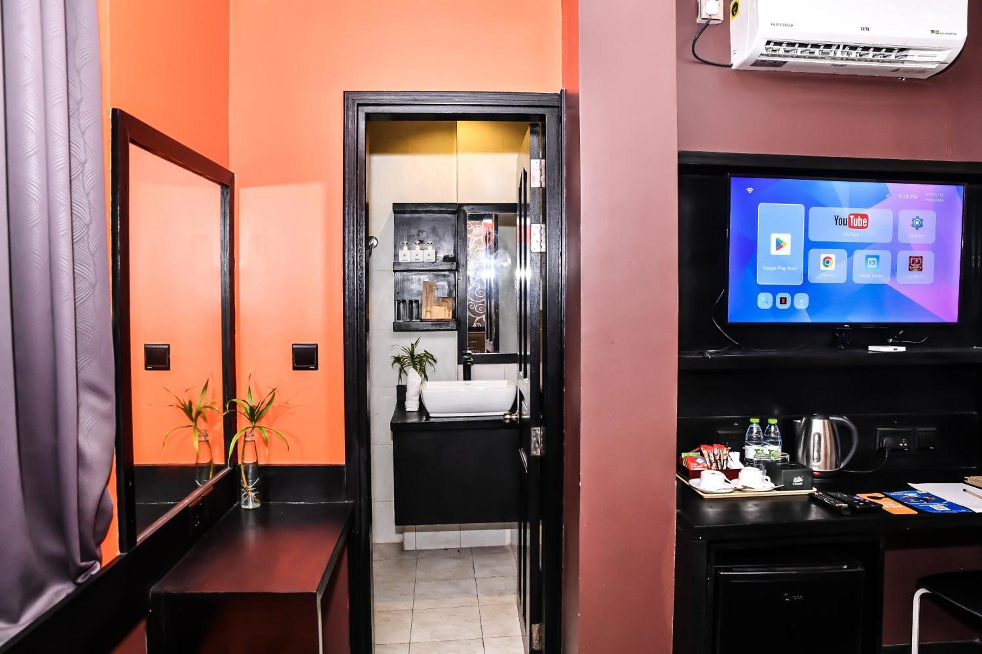 Deluxe Triple Room